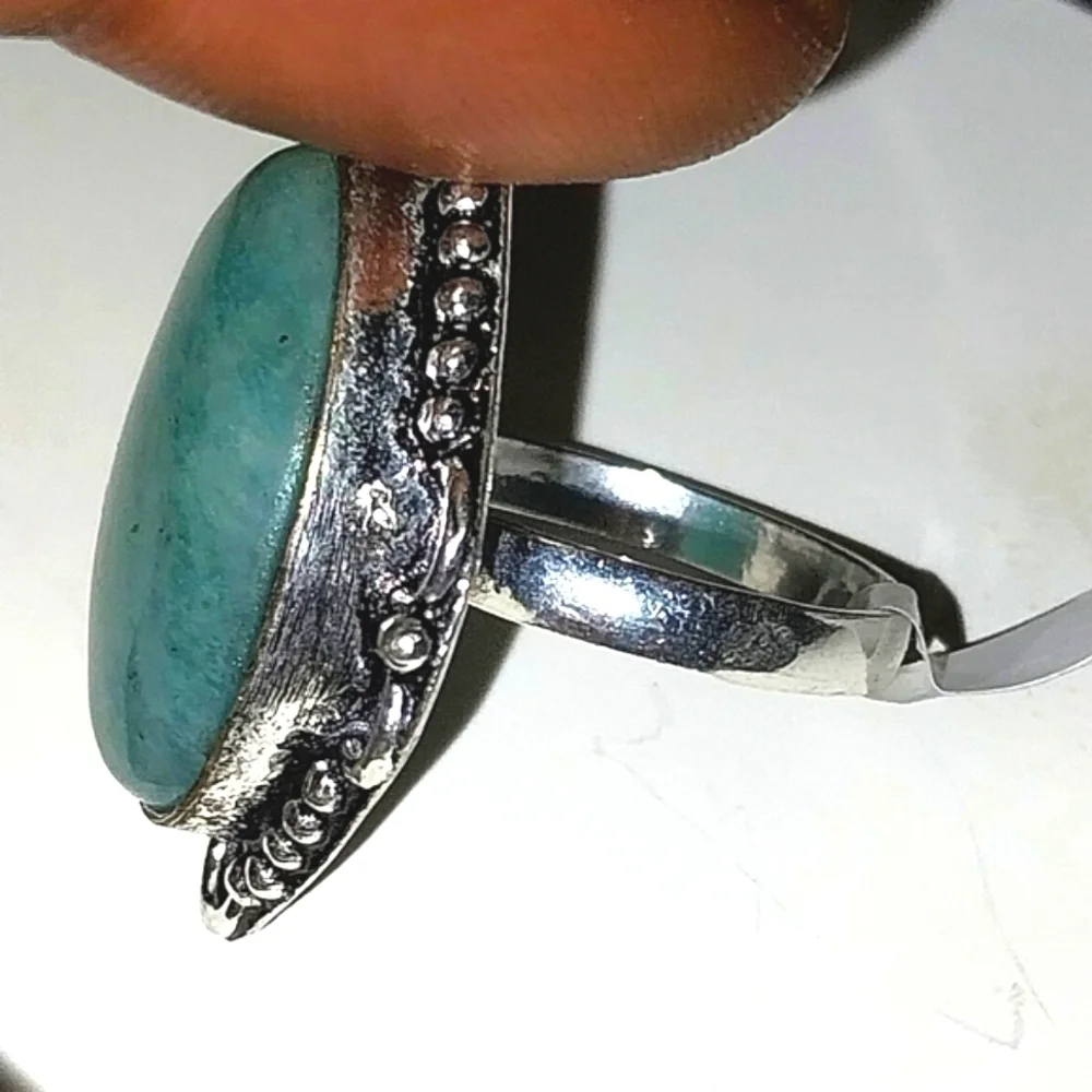 Vintage Elegant 925 Silver and Turquoise Ring Sz 7